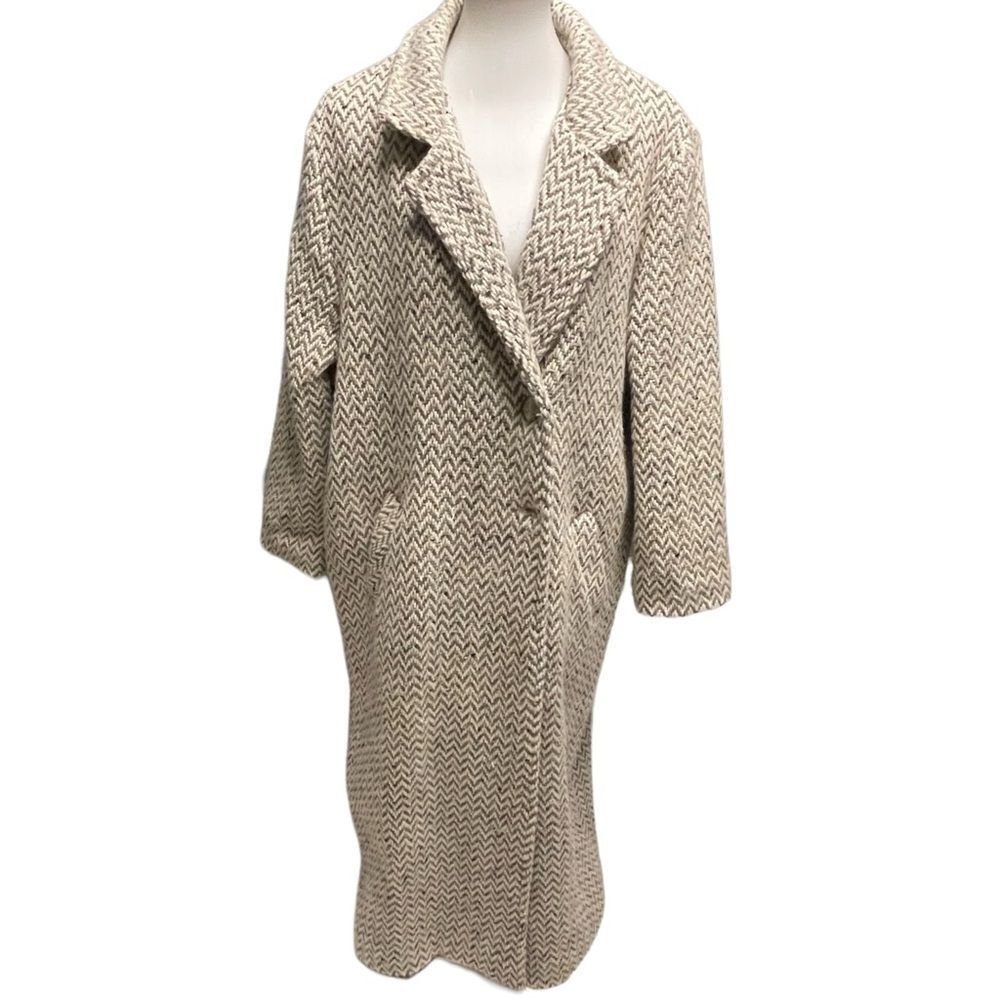 ✔️ Branigan Weavers Full Length 100% Wool Coat
Size L